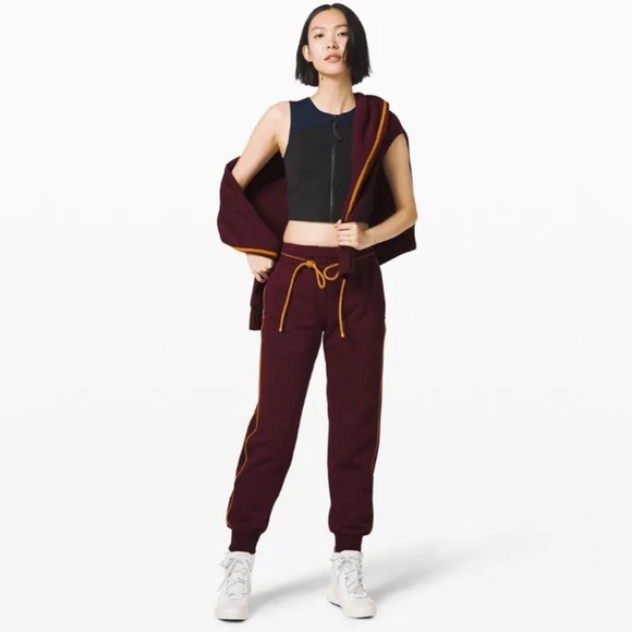 Lululemon x Roksanda Face Forward Jogger Garnet/ Rustic Coral/ Fools Gold NWT L0 - Picture 1 of 10
